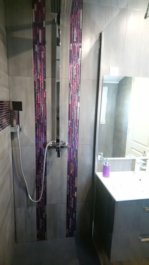 Appartements Dans Villa Privee Avec Piscine, Jardin, Parking Clos, Wifi, Climatisation Meyreuil Εξωτερικό φωτογραφία